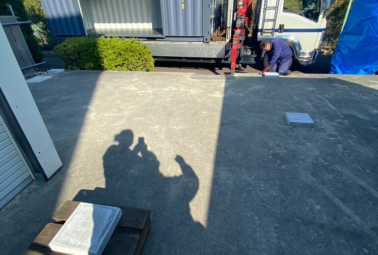 本社案件　同行！大阪府豊中市　シャッターコンテナ（20Fコンテナ改造） 4