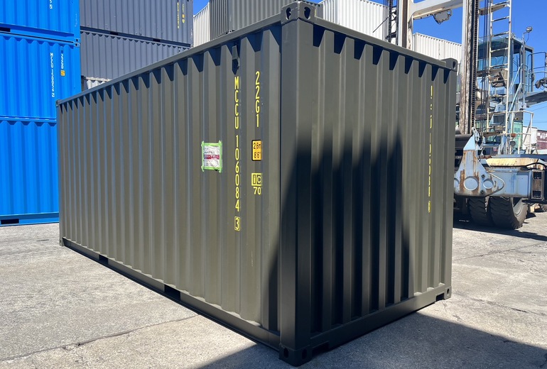 恩納村納品完了（20F新品コンテナ　アーミーグリーン） 1