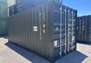 恩納村納品完了（20F新品コンテナ　アーミーグリーン）