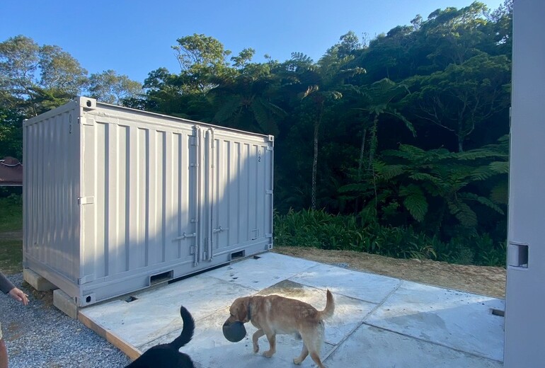 12F中古コンテナ　タッチアップ塗装 1